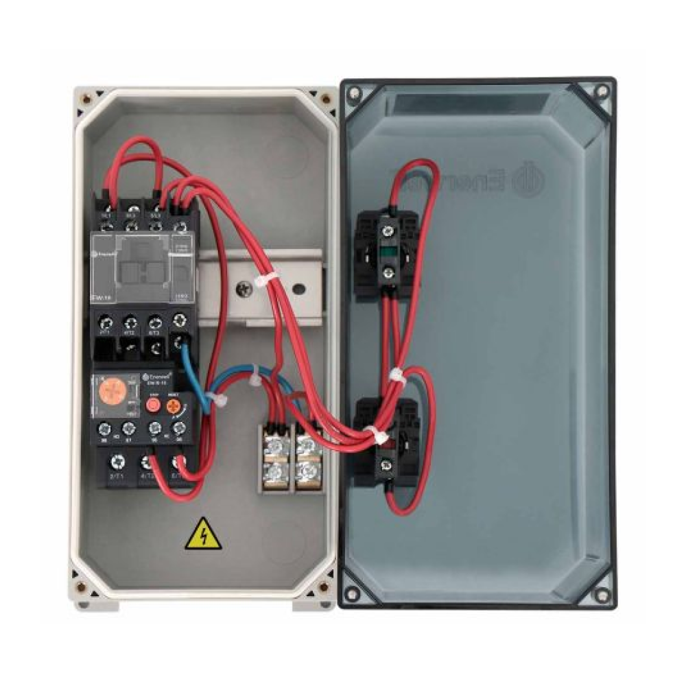 Full voltage starter in plastic cabinet for motor pumps